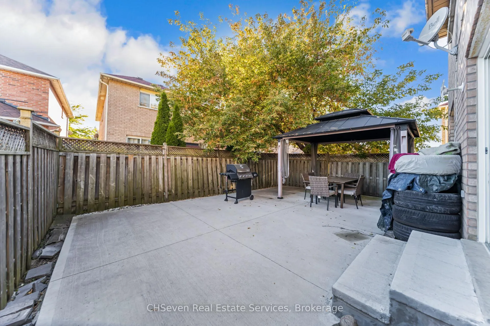 Photo 37 of 30 Florence Drive, Brampton, Fletcher's Meadow — HOMEH