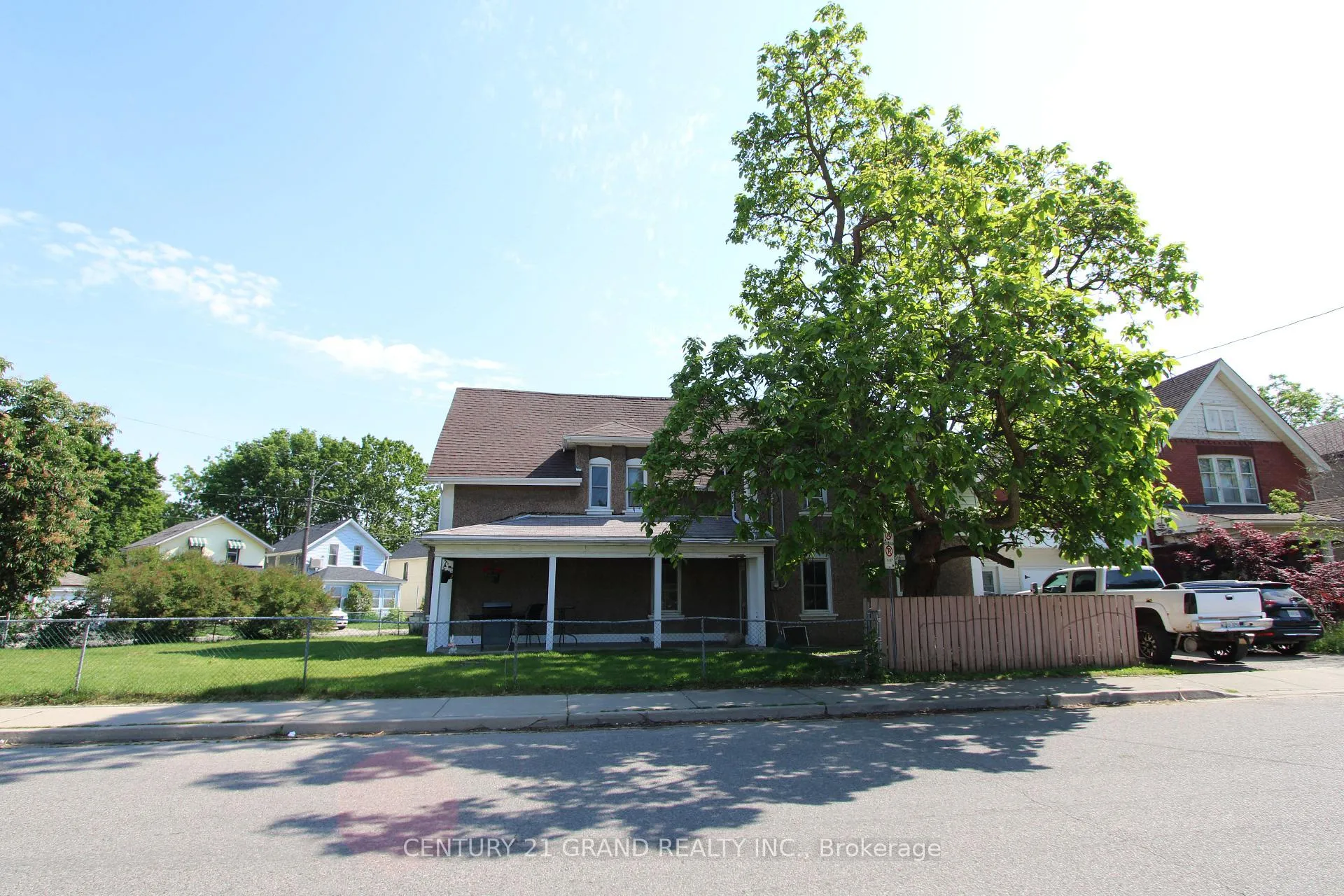 Photo 1 of 97 Park Avenue, Brantford, Victoria/Arthur — HOMEH
