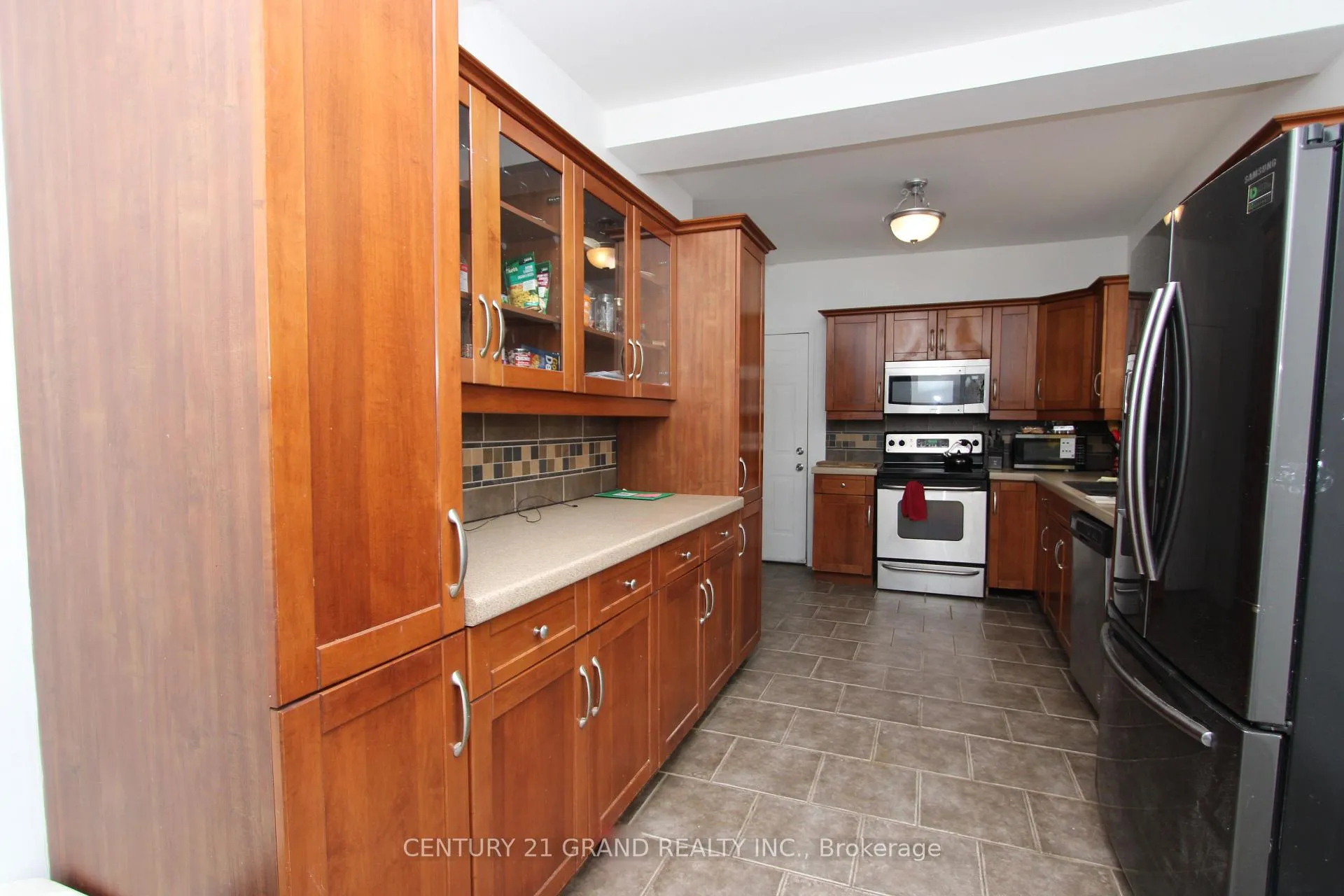 Photo 15 of 97 Park Avenue, Brantford, Victoria/Arthur — HOMEH