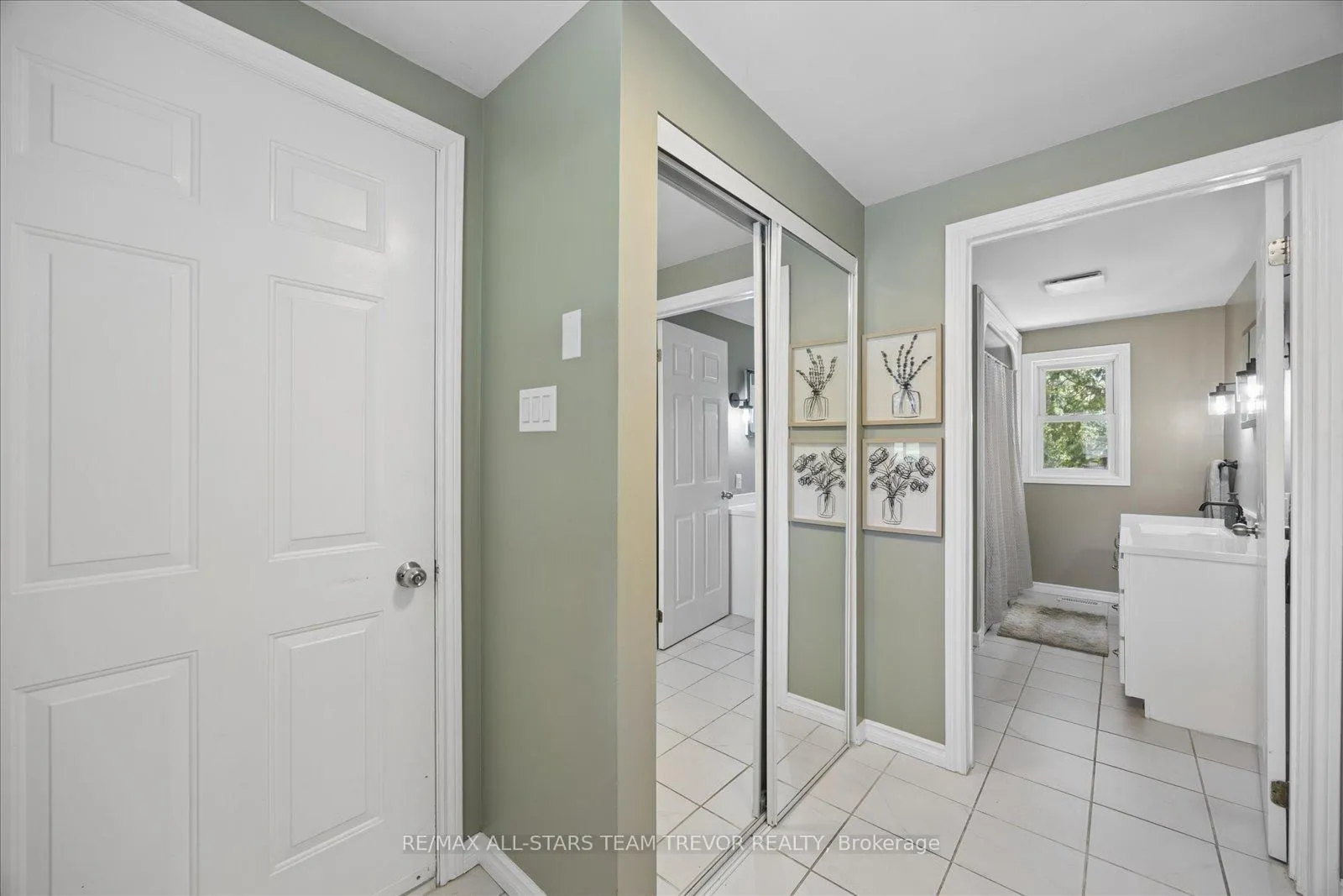 Photo 16 of 602 Simcoe Street, Brock, Beaverton — HOMEH