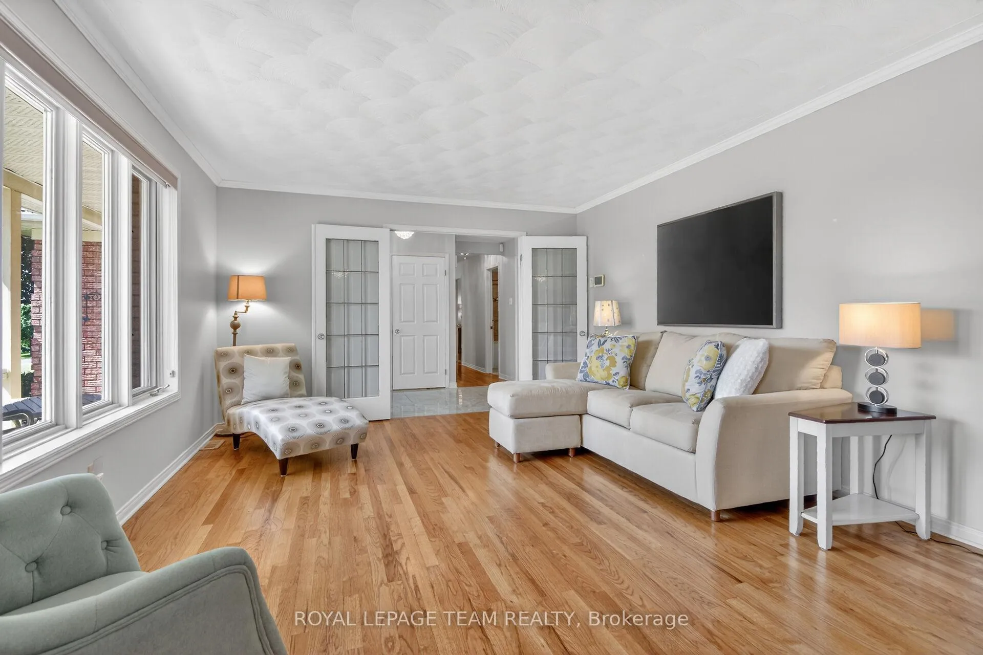 Photo 8 of 2456 Garmil Crescent, Ottawa, North Gower — HOMEH