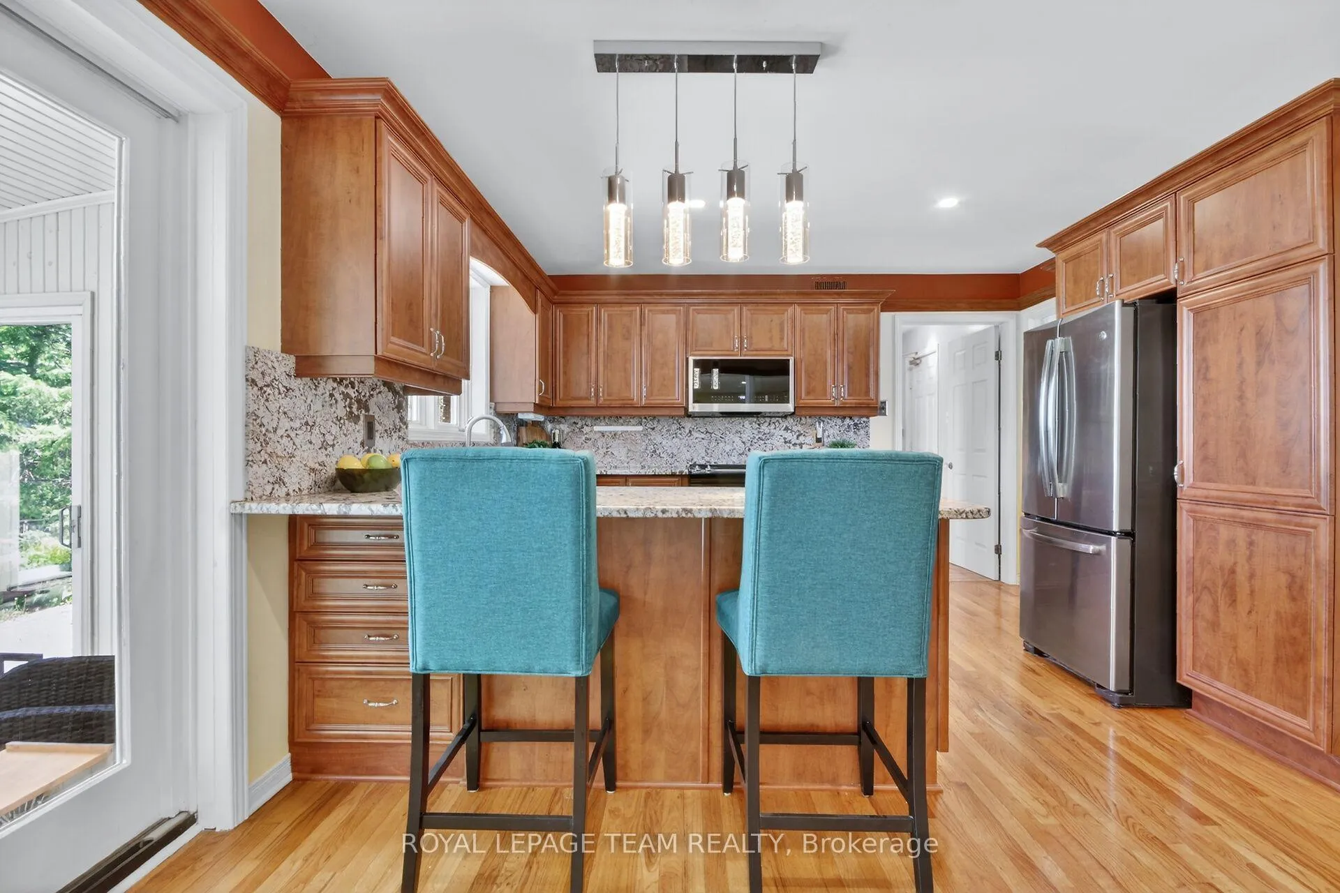 Photo 15 of 2456 Garmil Crescent, Ottawa, North Gower — HOMEH