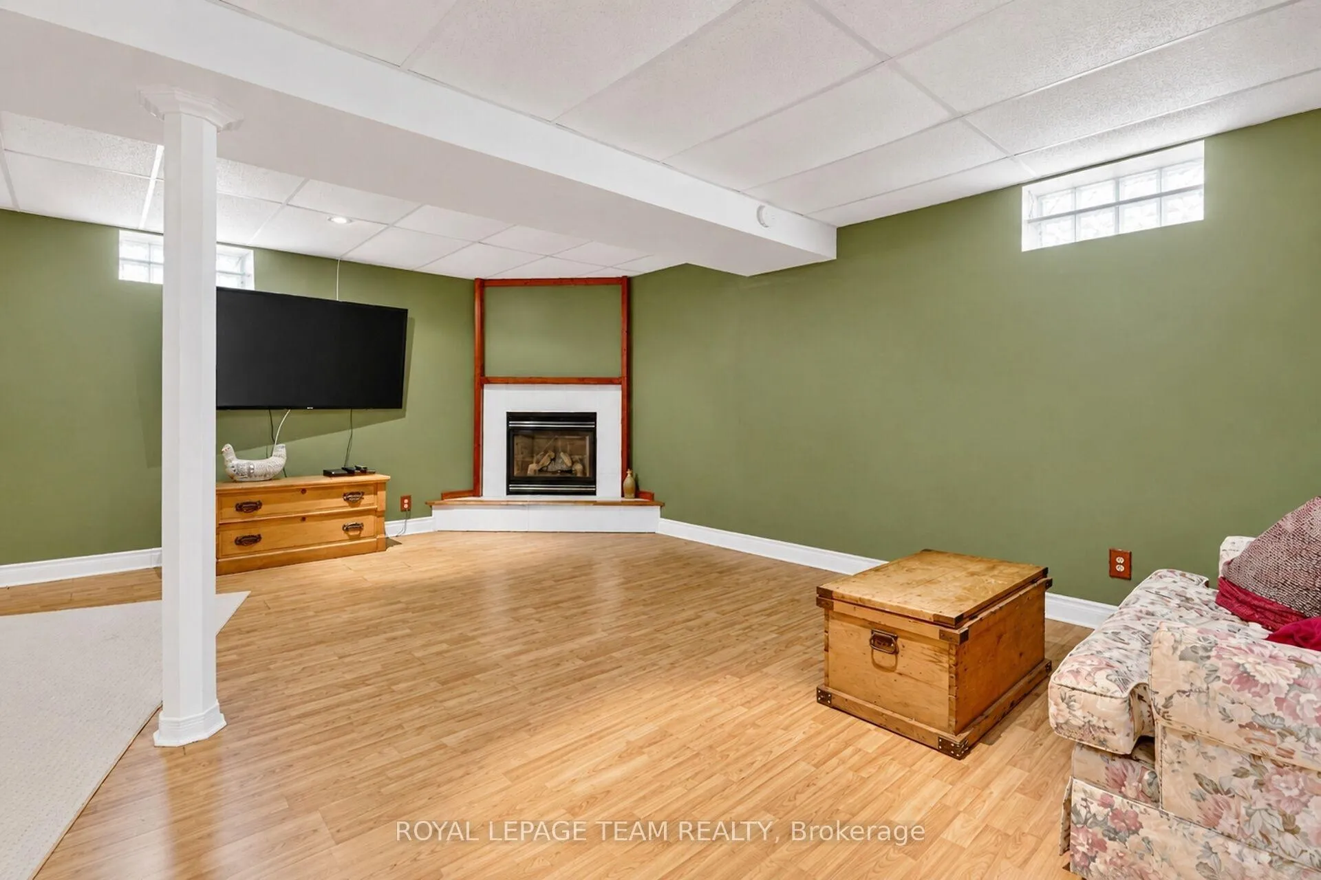 Photo 32 of 2456 Garmil Crescent, Ottawa, North Gower — HOMEH