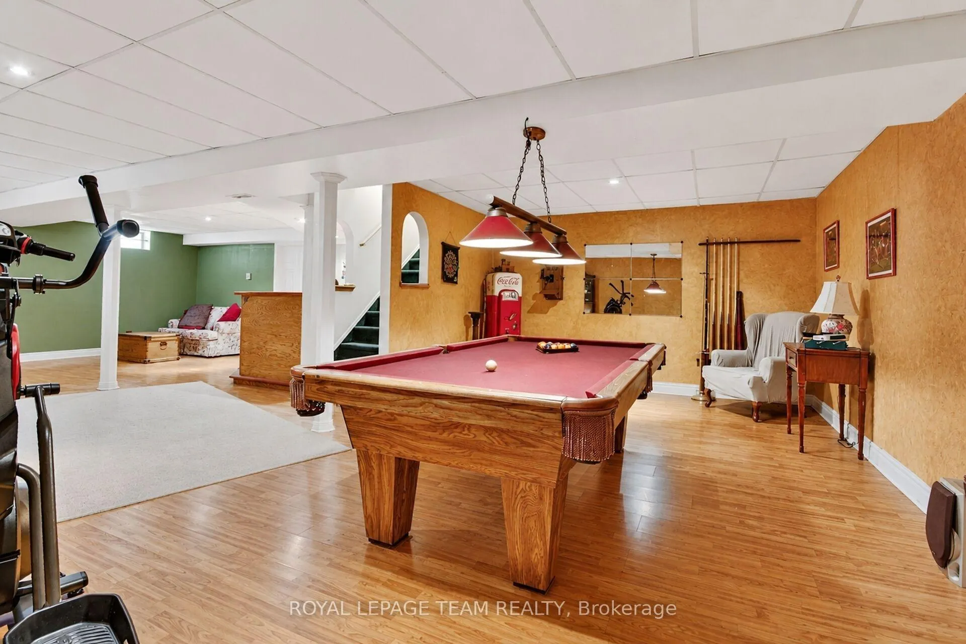 Photo 33 of 2456 Garmil Crescent, Ottawa, North Gower — HOMEH