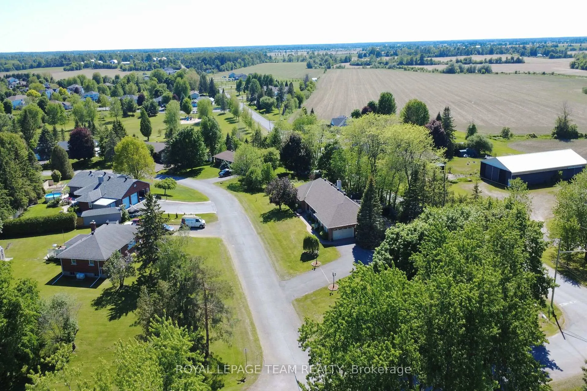 Photo 38 of 2456 Garmil Crescent, Ottawa, North Gower — HOMEH