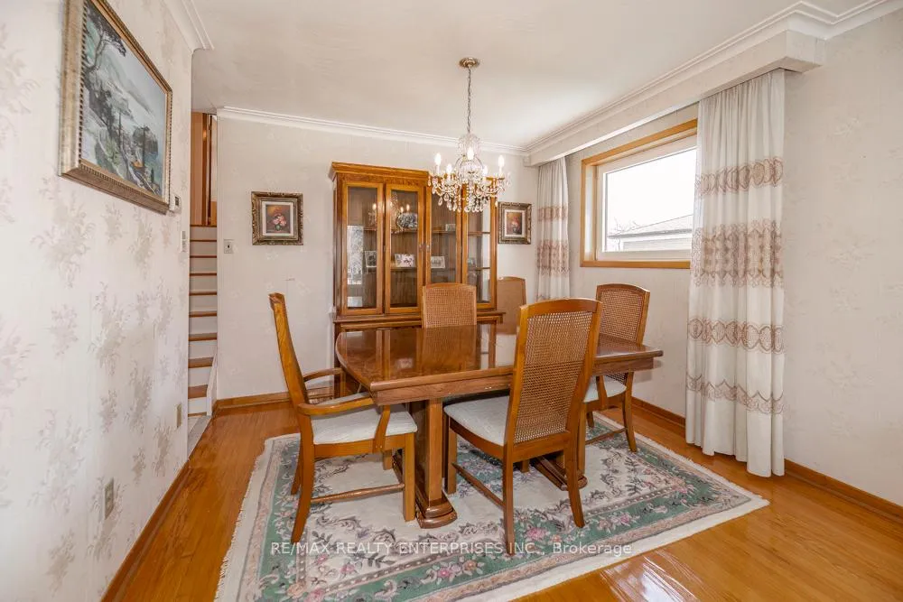 Photo 8 of 7368 Redstone Road, Mississauga, Malton — HOMEH