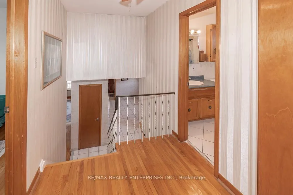 Photo 14 of 7368 Redstone Road, Mississauga, Malton — HOMEH