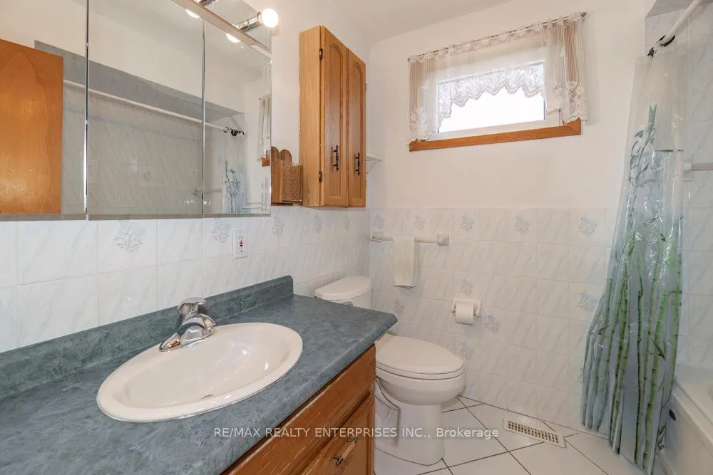 Photo 19 of 7368 Redstone Road, Mississauga, Malton — HOMEH