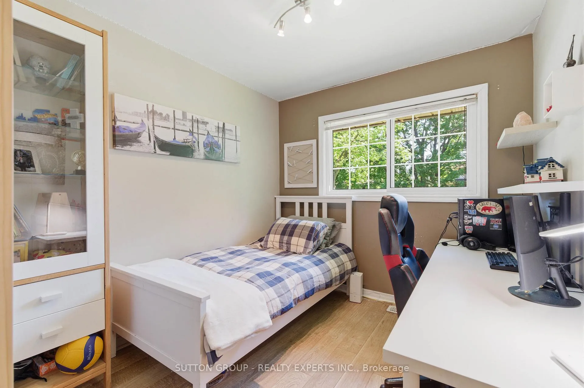 Photo 21 of 6 Gerrard Avenue, Cambridge — HOMEH