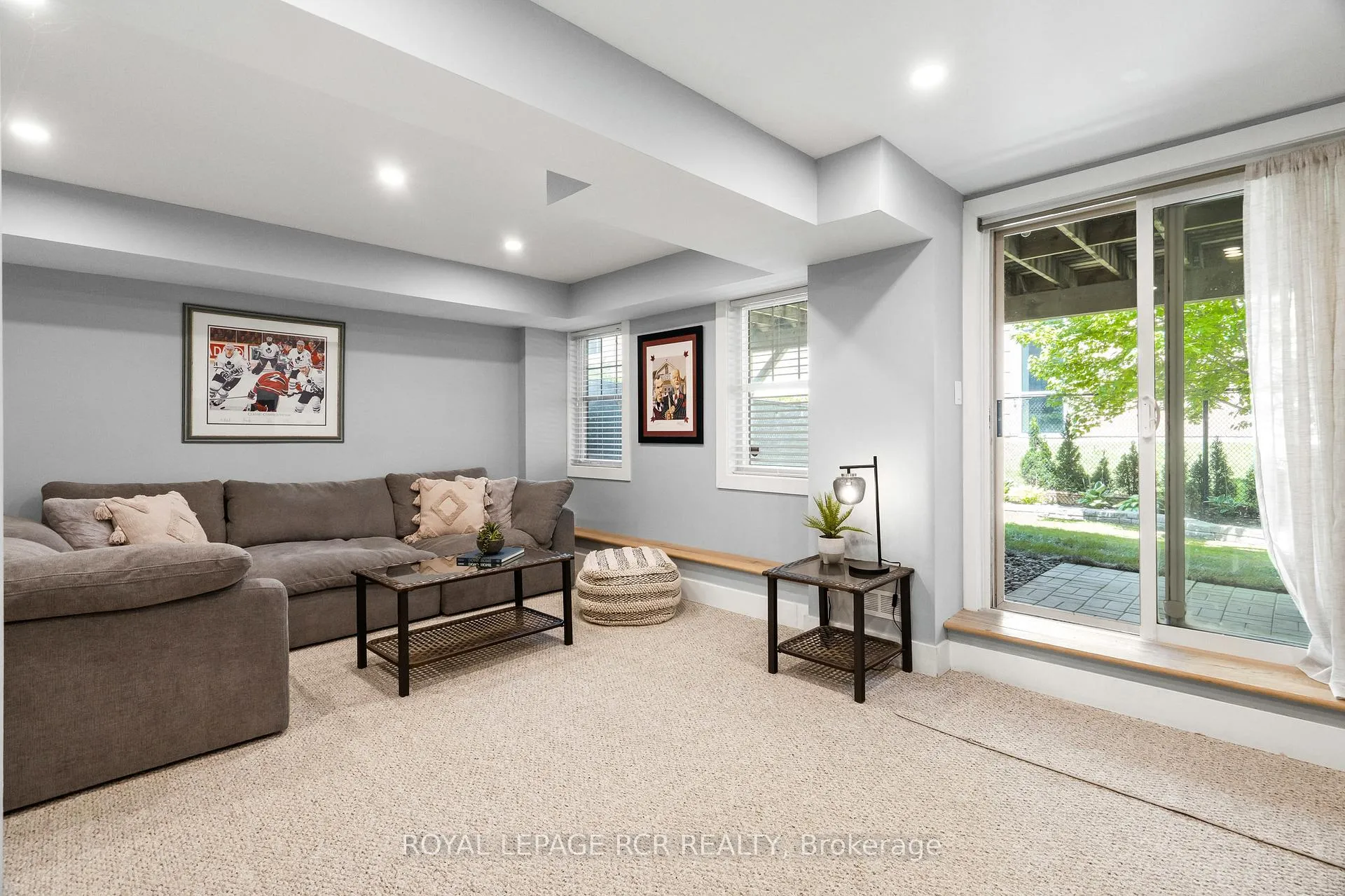 Photo 36 of 77 Cathedral Court, Hamilton, Waterdown — HOMEH