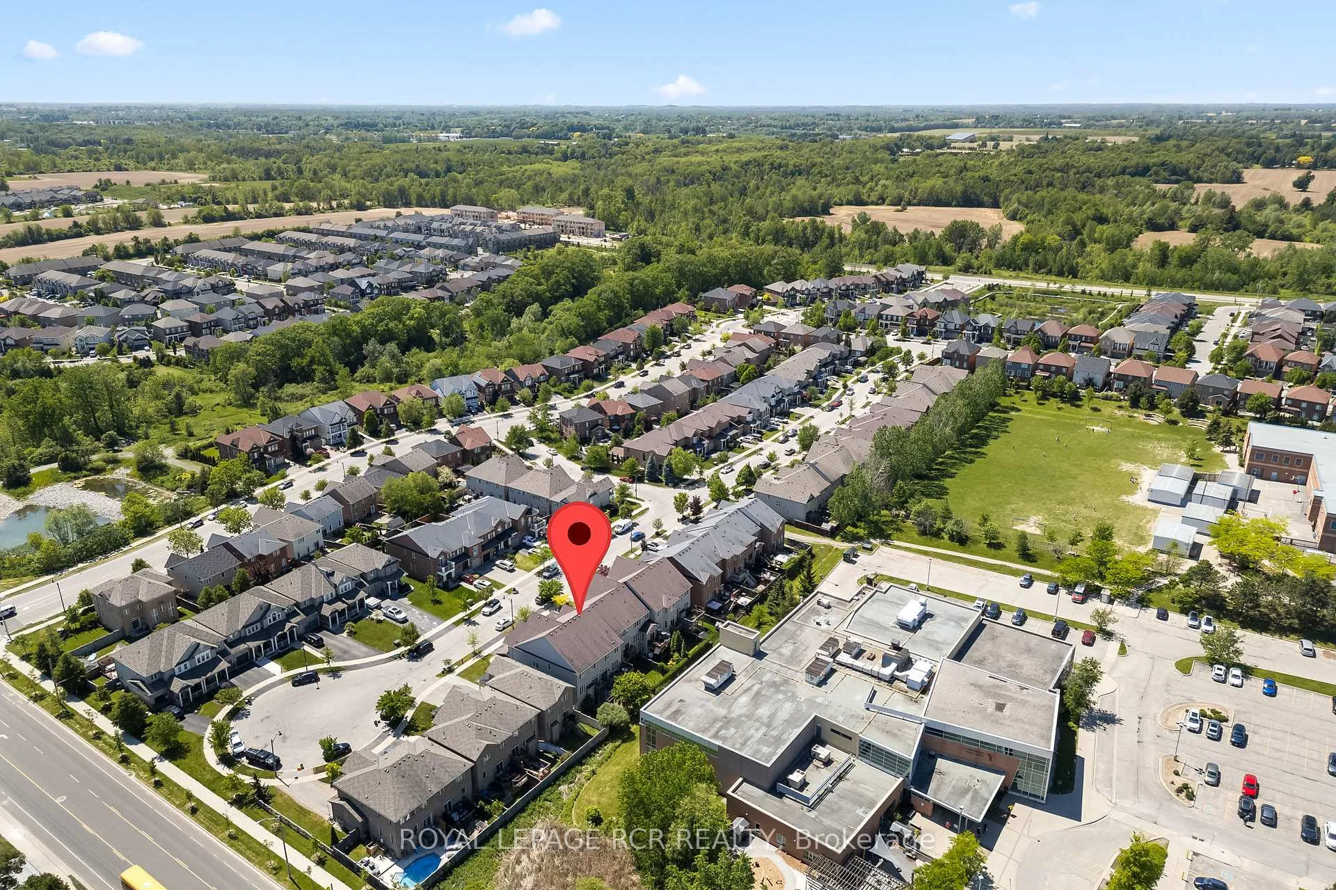 Photo 47 of 77 Cathedral Court, Hamilton, Waterdown — HOMEH