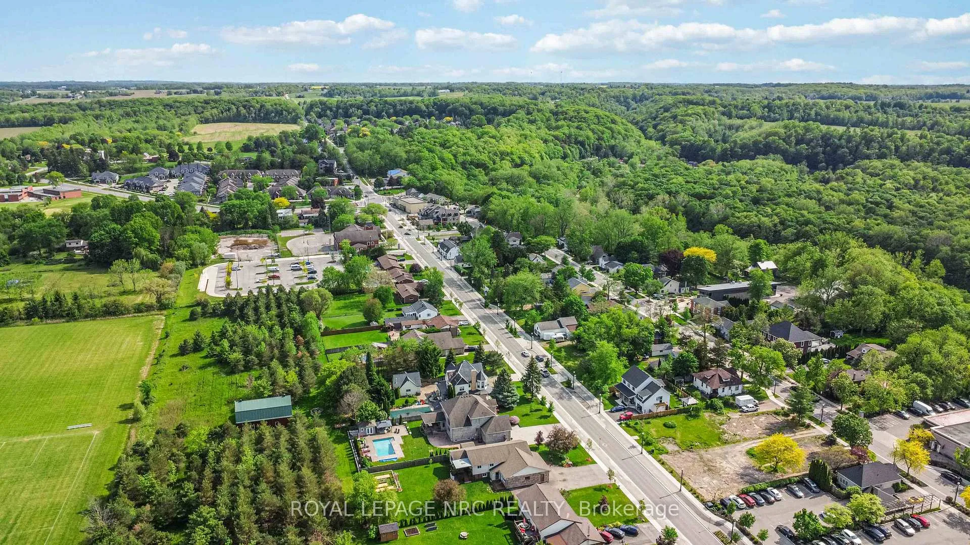 Photo 46 of 3821 19th Street, Grimsby, Grimsby Escarpment — HOMEH