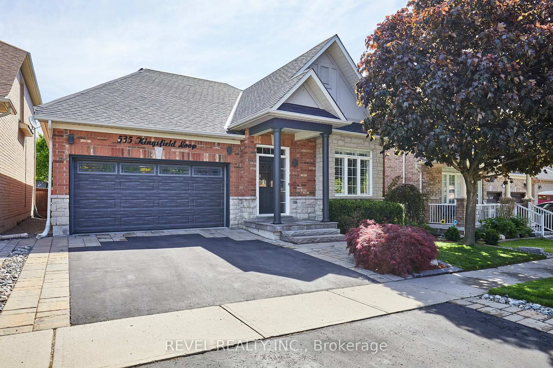 Photo 1 of 535 Kingsfield Loop, Oshawa, Samac — HOMEH