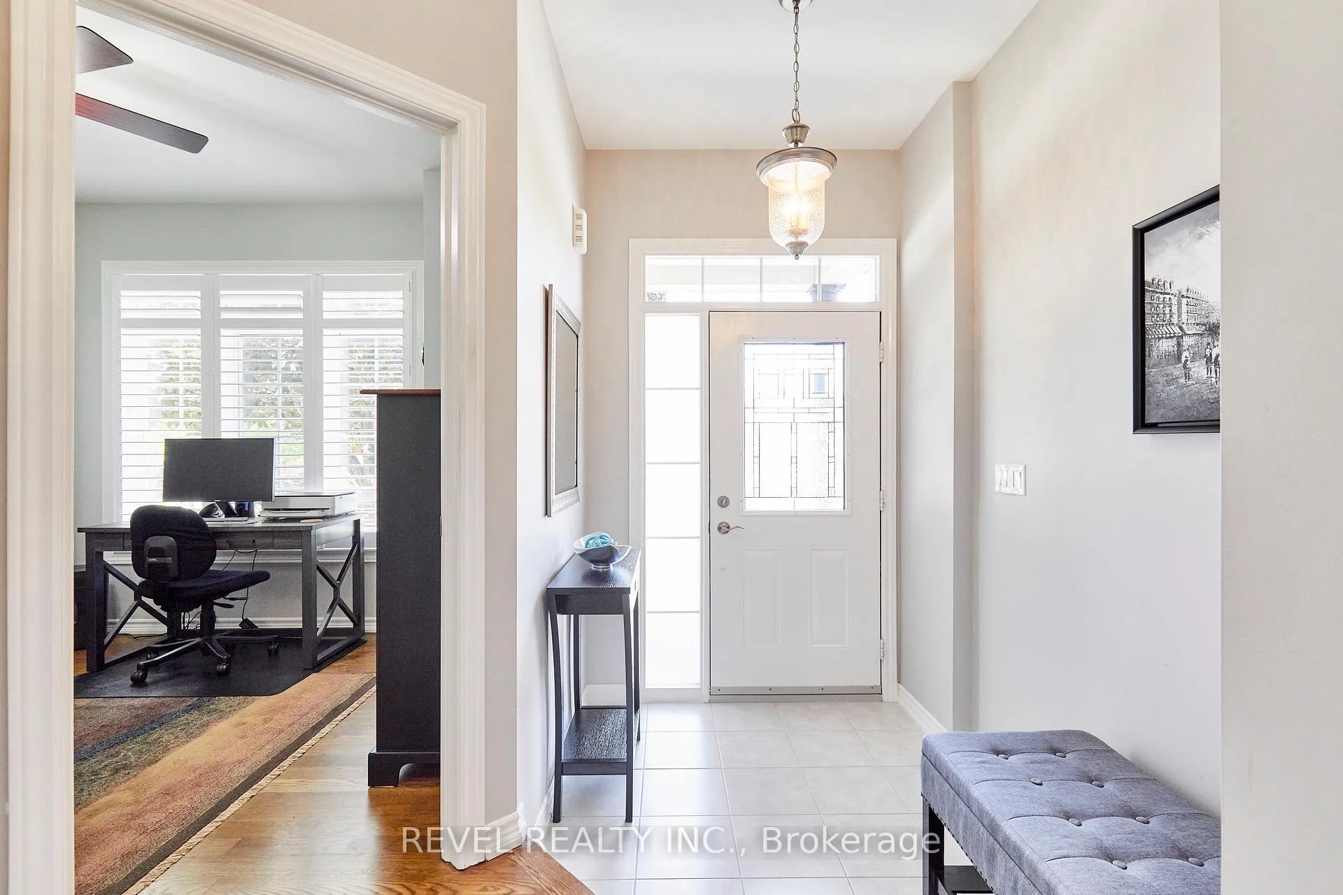 Photo 25 of 535 Kingsfield Loop, Oshawa, Samac — HOMEH