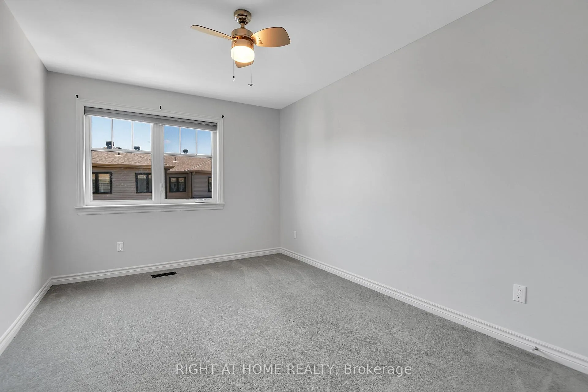 Photo 22 of 45 Mandevilla Crescent, Ottawa, Blossom Park/Kemp Park/Findlay Creek — HOMEH