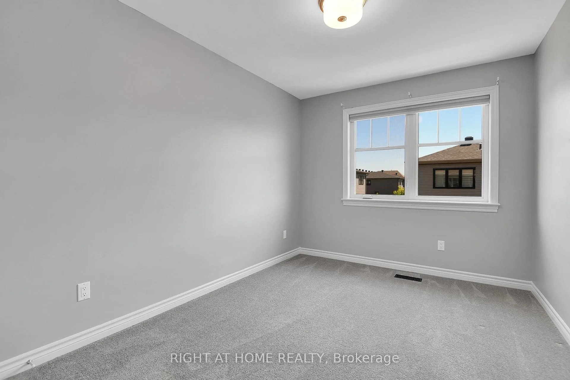 Photo 23 of 45 Mandevilla Crescent, Ottawa, Blossom Park/Kemp Park/Findlay Creek — HOMEH