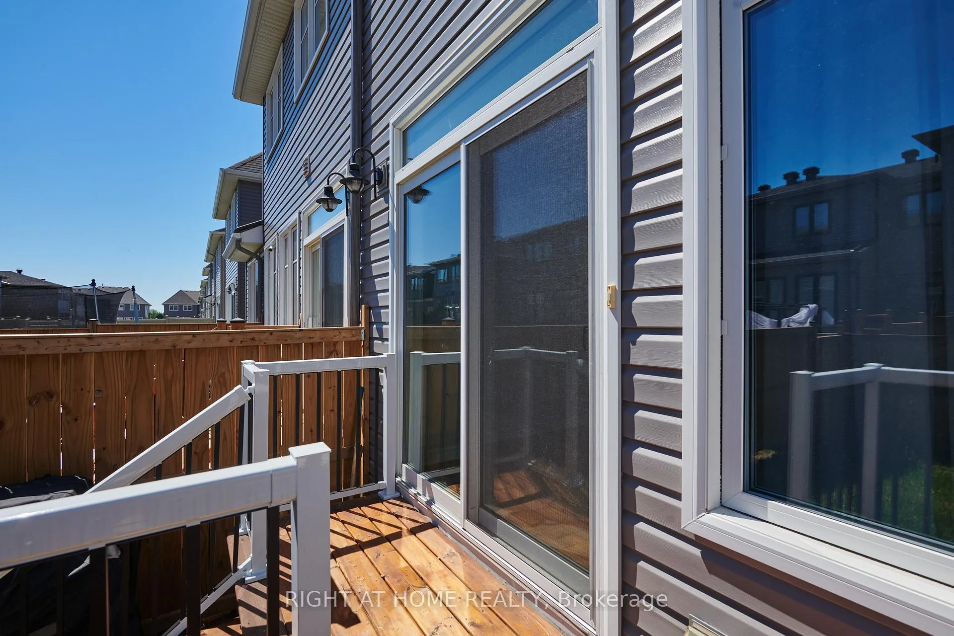 Photo 31 of 45 Mandevilla Crescent, Ottawa, Blossom Park/Kemp Park/Findlay Creek — HOMEH