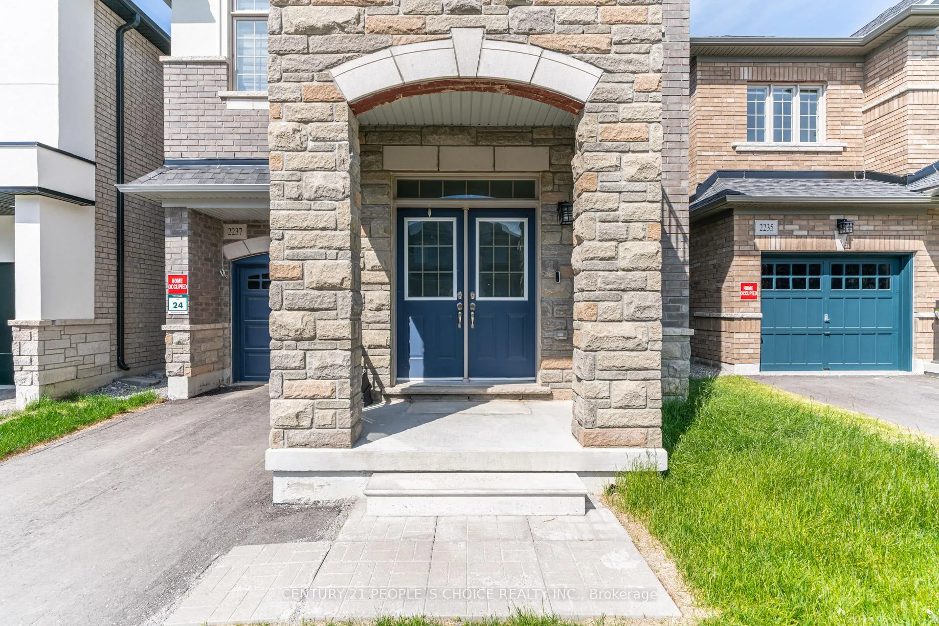 Photo 3 of 2237 crystal Drive, Oshawa, Kedron — HOMEH
