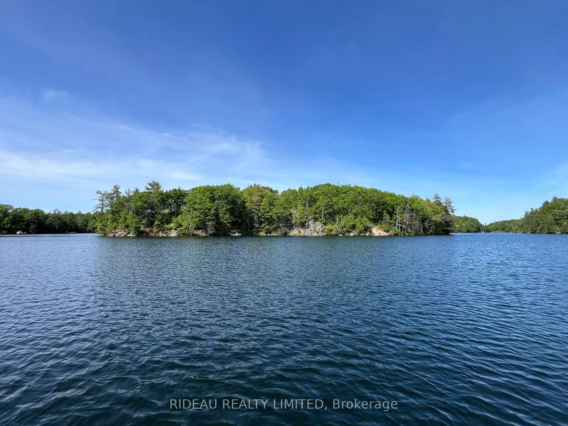 Photo 2 of 252 Deans Island Road, Rideau Lakes, Rideau Lakes (South Crosby) Twp — HOMEH