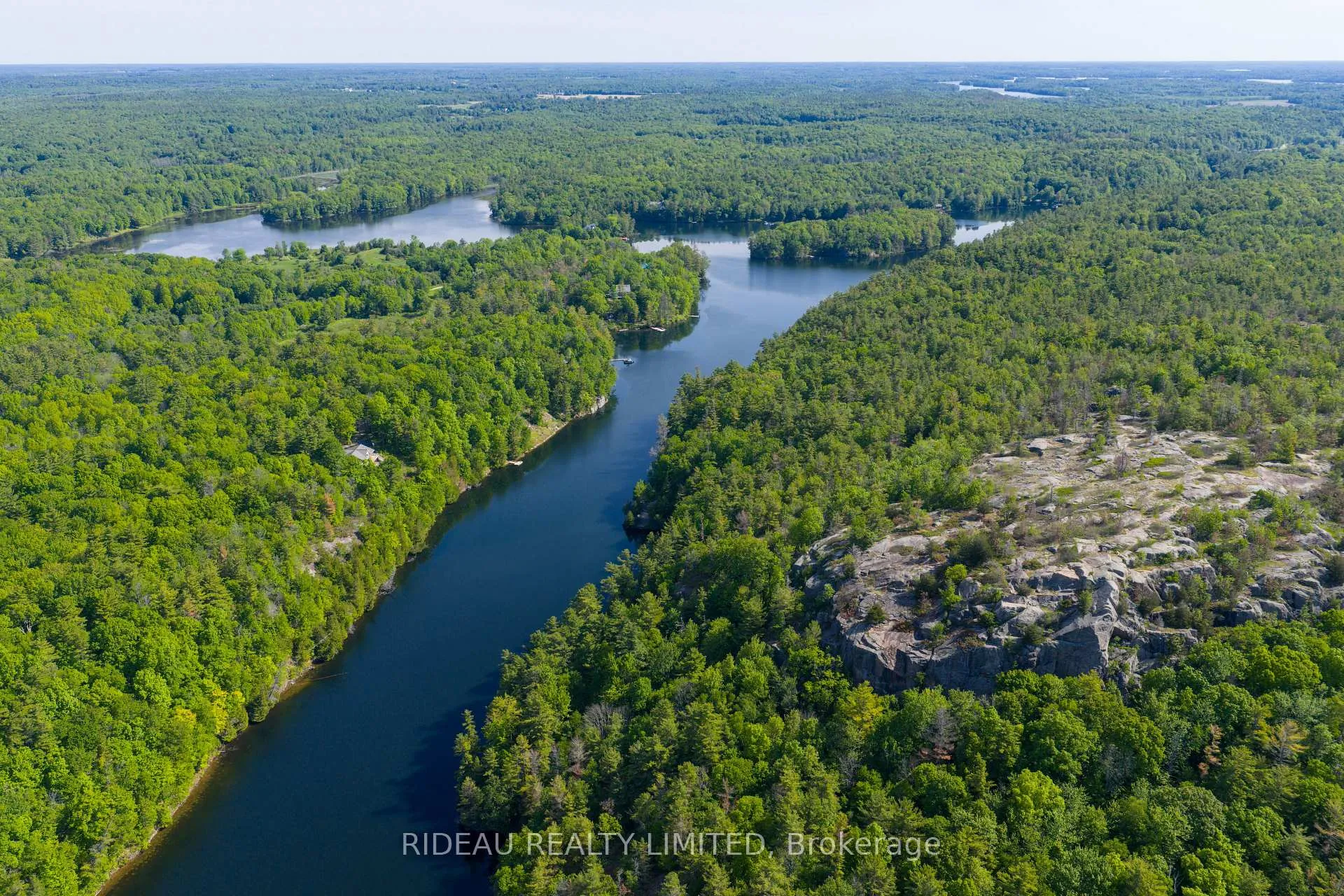 Photo 4 of 252 Deans Island Road, Rideau Lakes, Rideau Lakes (South Crosby) Twp — HOMEH