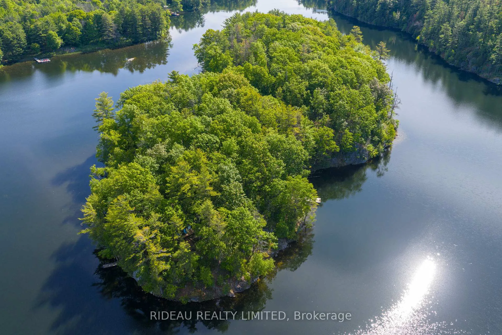 Photo 6 of 252 Deans Island Road, Rideau Lakes, Rideau Lakes (South Crosby) Twp — HOMEH
