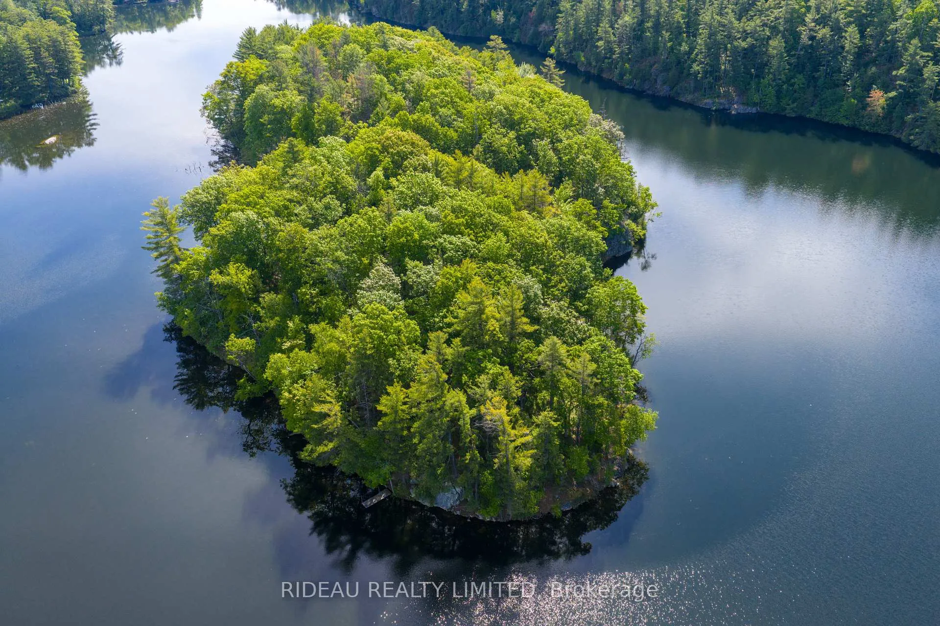 Photo 7 of 252 Deans Island Road, Rideau Lakes, Rideau Lakes (South Crosby) Twp — HOMEH