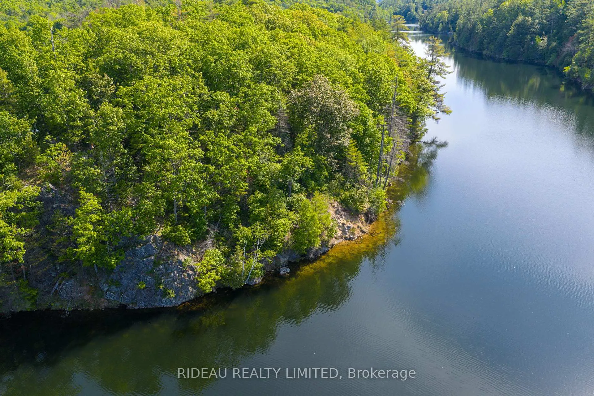 Photo 9 of 252 Deans Island Road, Rideau Lakes, Rideau Lakes (South Crosby) Twp — HOMEH