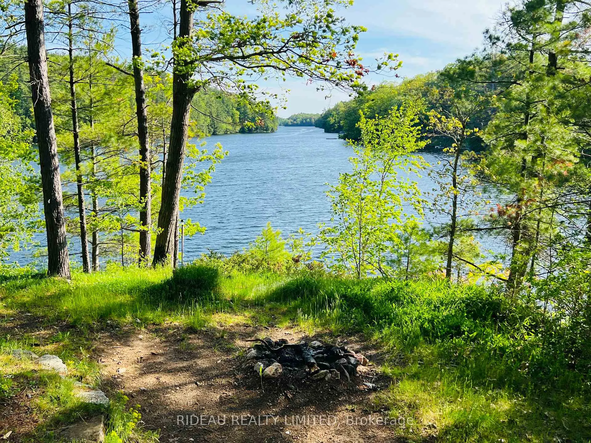 Photo 21 of 252 Deans Island Road, Rideau Lakes, Rideau Lakes (South Crosby) Twp — HOMEH