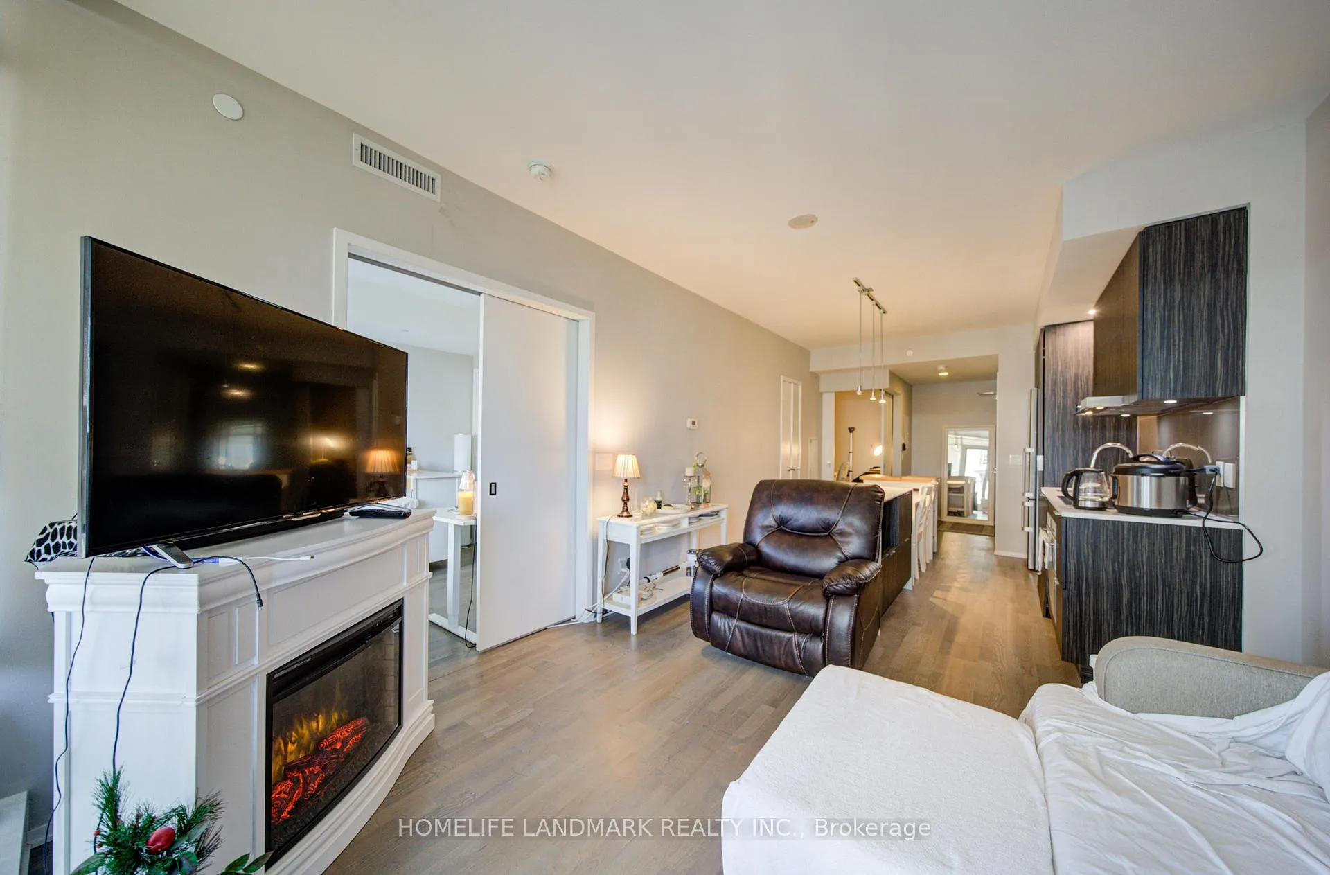 Photo 26 of Unit 3908, 1 Bloor Street E, Toronto, Church-Yonge Corridor — HOMEH