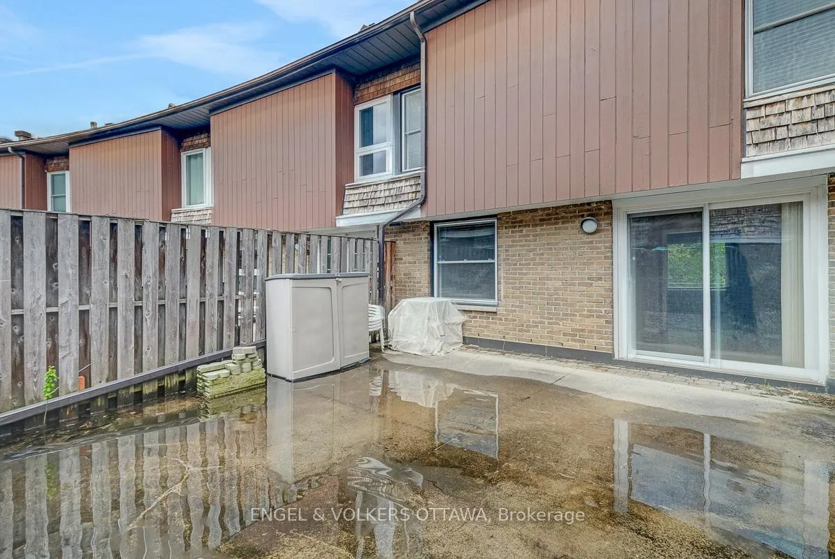 Photo 18 of Unit B, 765 Springland Drive, Ottawa, Mooneys Bay/Riverside Park — HOMEH