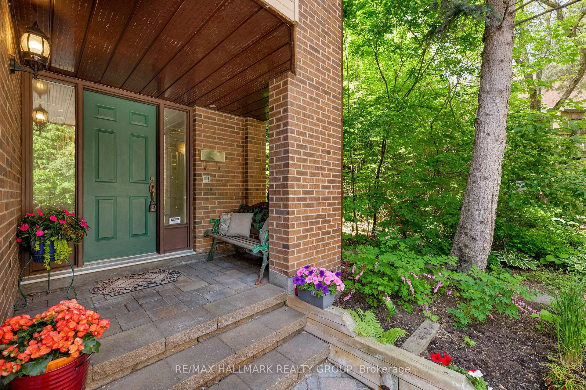Photo 2 of Unit 40, 12 Summershade Private, Ottawa, Civic Hospital — HOMEH
