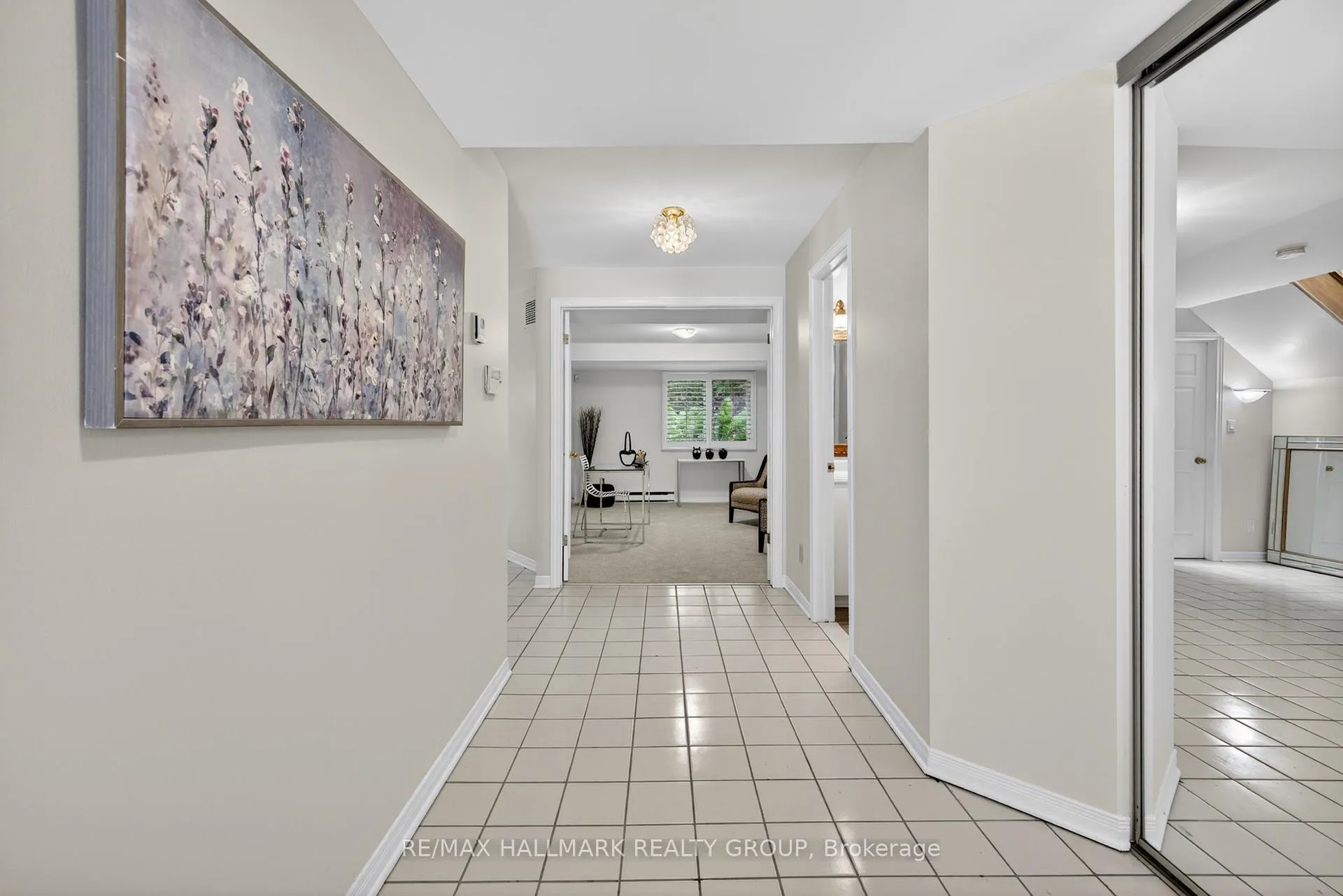 Photo 5 of Unit 40, 12 Summershade Private, Ottawa, Civic Hospital — HOMEH