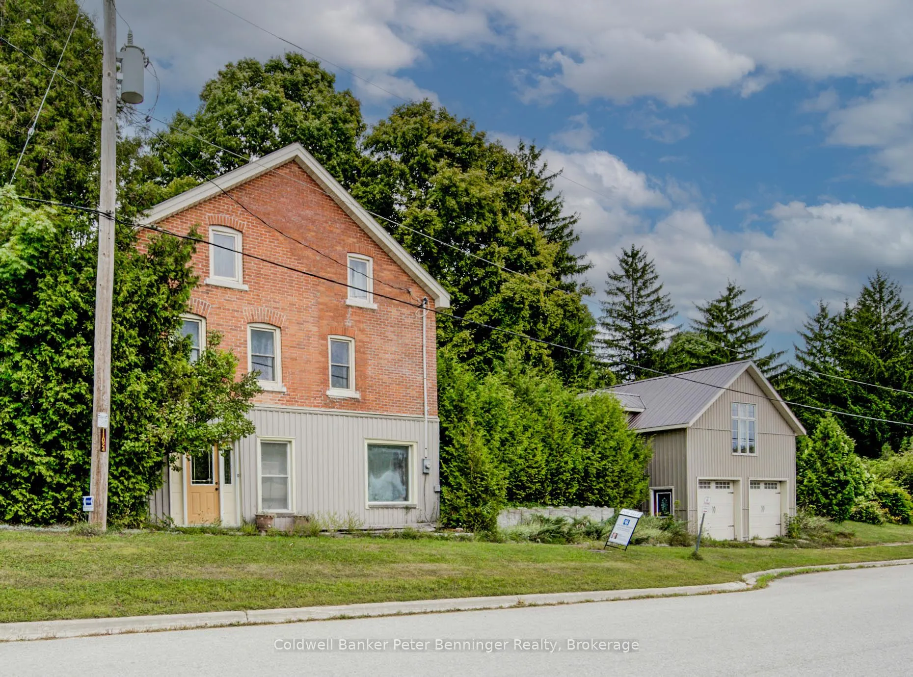 Photo 4 of 3095 Old Mill Street, Howick — HOMEH