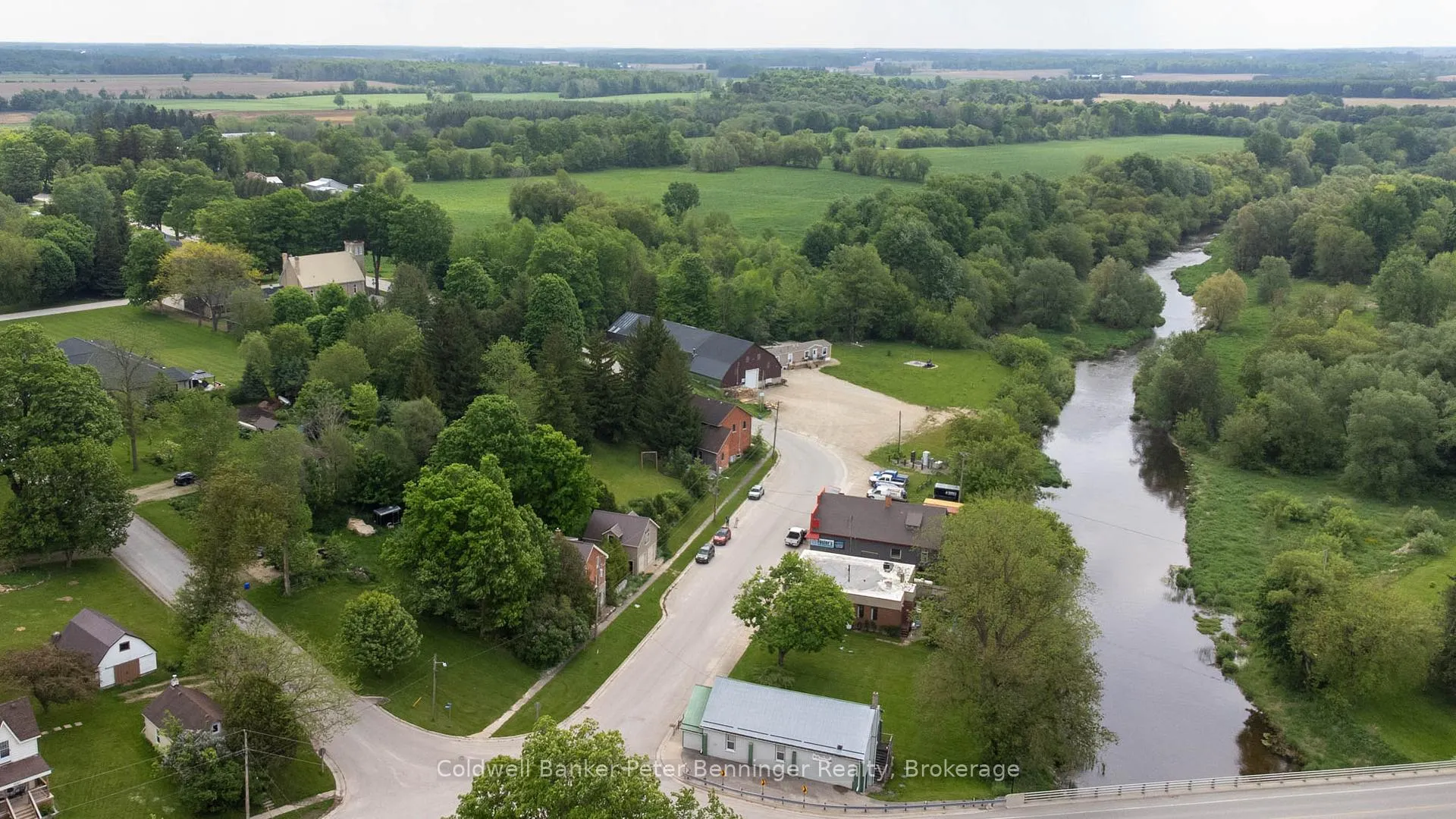 Photo 37 of 3095 Old Mill Street, Howick — HOMEH