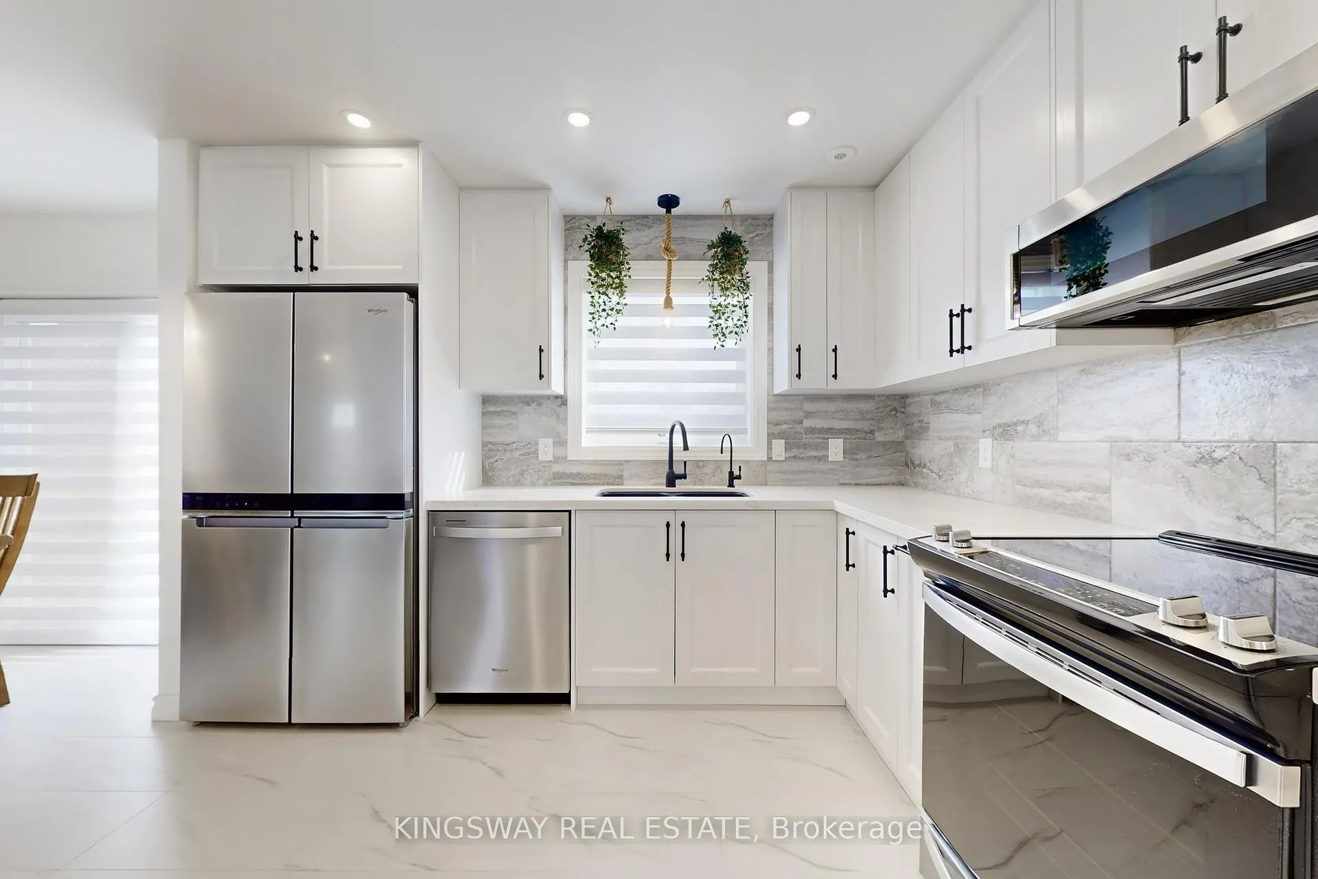 Photo 11 of 20 Glen Ross Road, Quinte West, Sidney Ward — HOMEH