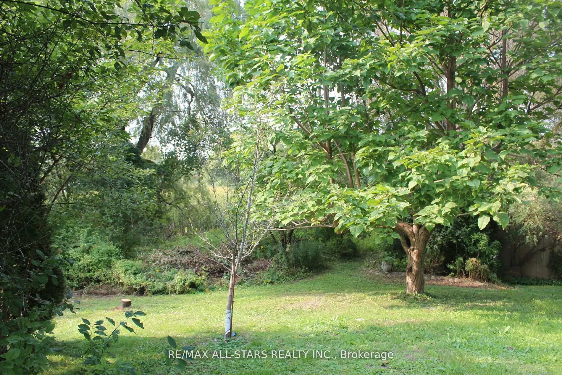 Photo 8 of 40-A Riverglen Drive, Georgina, Keswick South — HOMEH