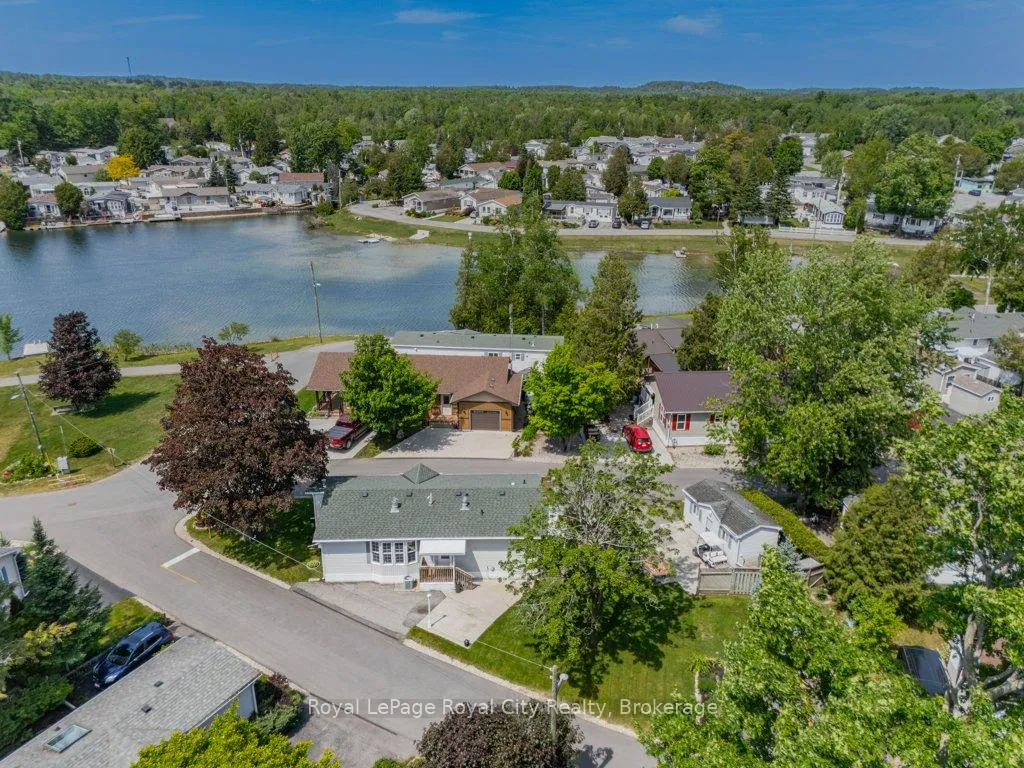 Photo 1 of 1 Pine Lane, Puslinch, Rural Puslinch East — HOMEH