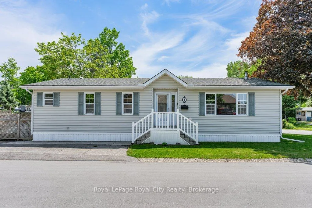 Photo 3 of 1 Pine Lane, Puslinch, Rural Puslinch East — HOMEH