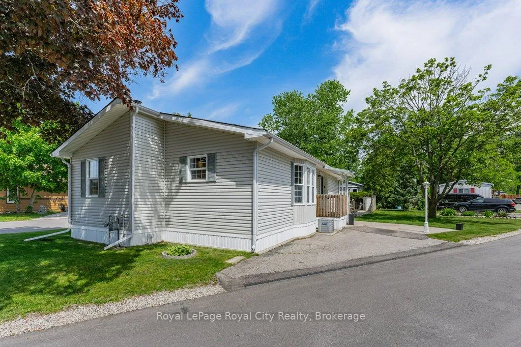 Photo 21 of 1 Pine Lane, Puslinch, Rural Puslinch East — HOMEH