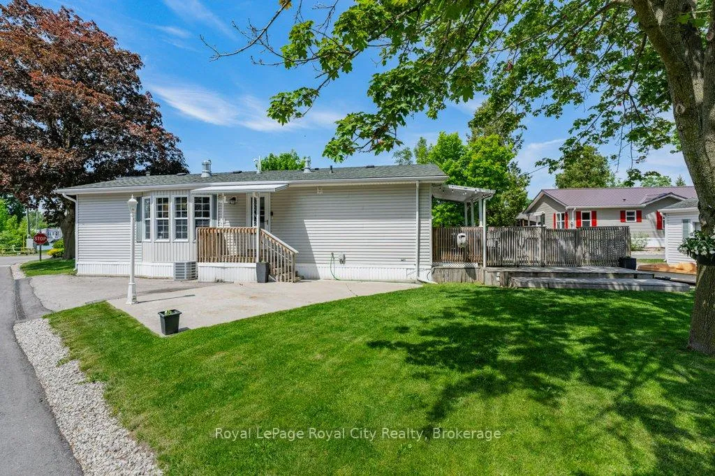 Photo 23 of 1 Pine Lane, Puslinch, Rural Puslinch East — HOMEH