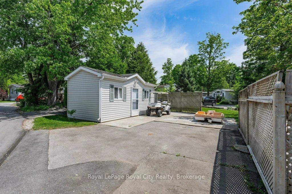 Photo 28 of 1 Pine Lane, Puslinch, Rural Puslinch East — HOMEH