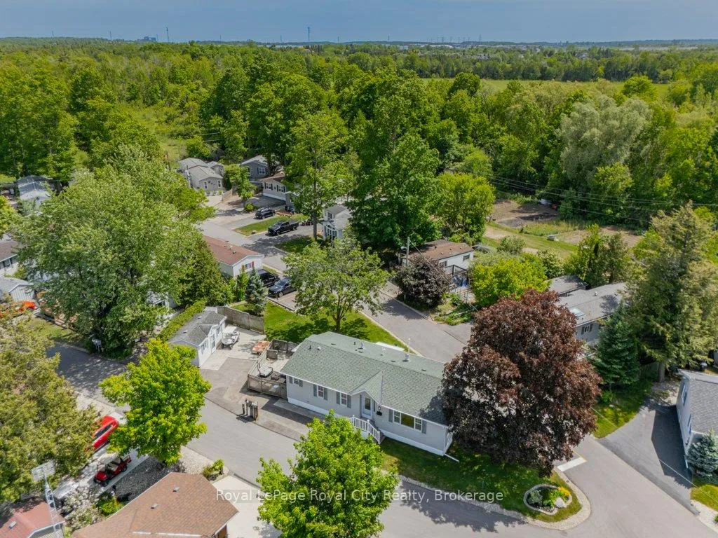 Photo 30 of 1 Pine Lane, Puslinch, Rural Puslinch East — HOMEH