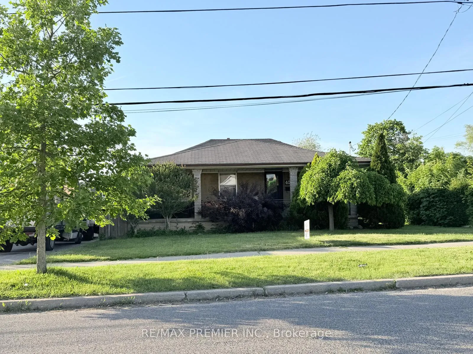 Front of Unit BSMT, 404 Rustic Road