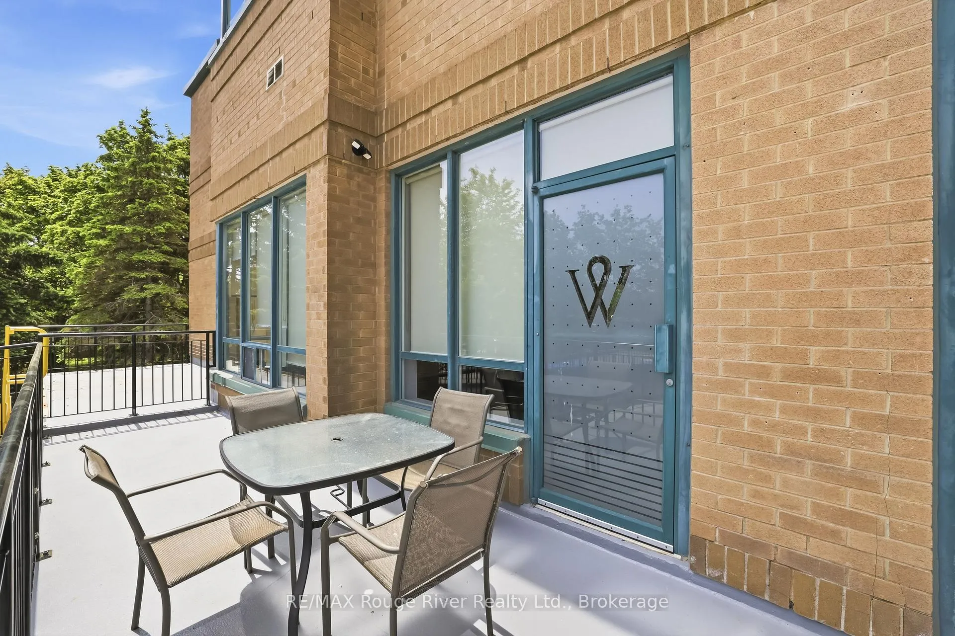 Photo 5 of Unit 1107, 711 Rossland Rd E, Whitby, Pringle Creek — HOMEH