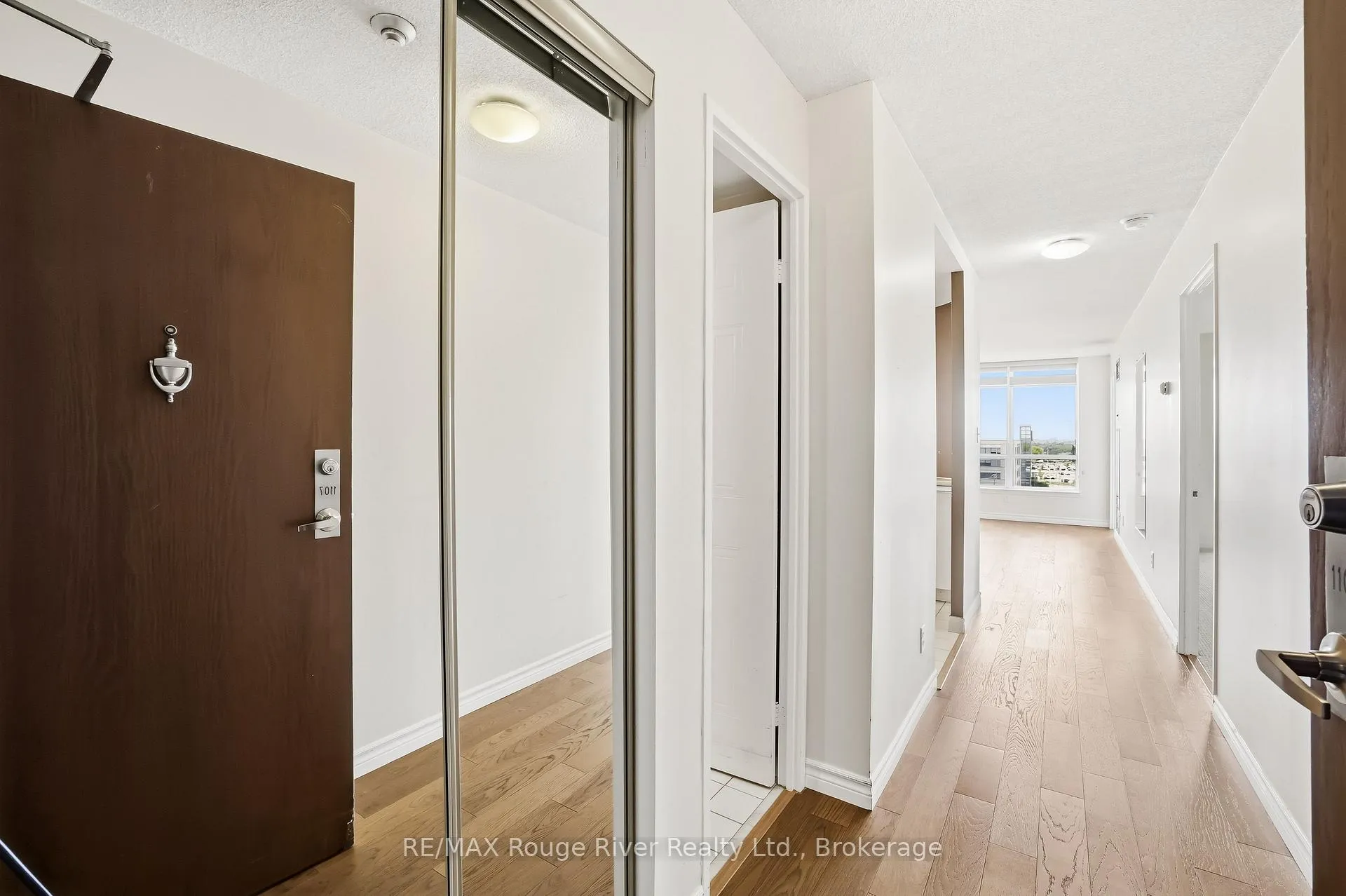 Photo 8 of Unit 1107, 711 Rossland Rd E, Whitby, Pringle Creek — HOMEH