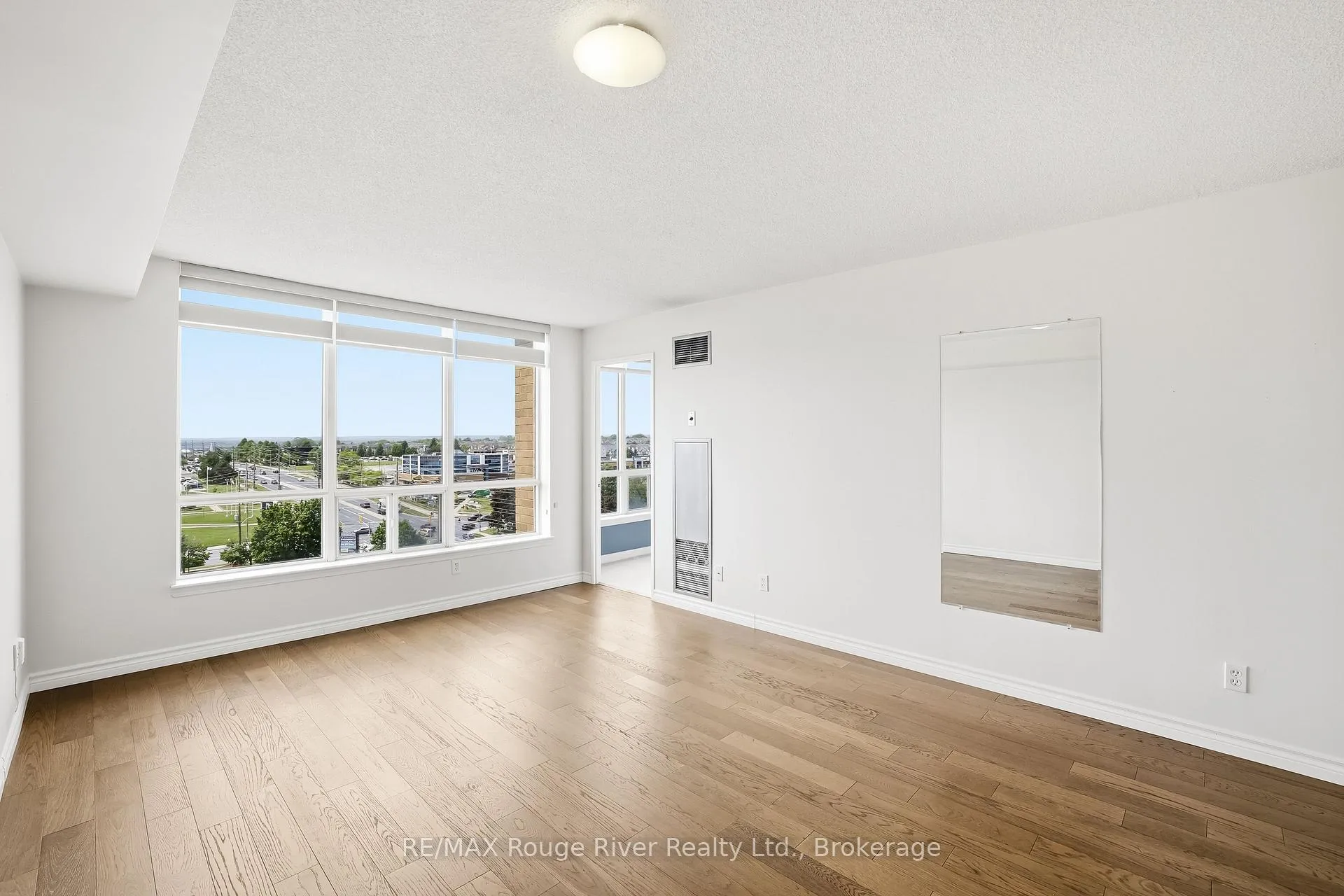 Photo 16 of Unit 1107, 711 Rossland Rd E, Whitby, Pringle Creek — HOMEH