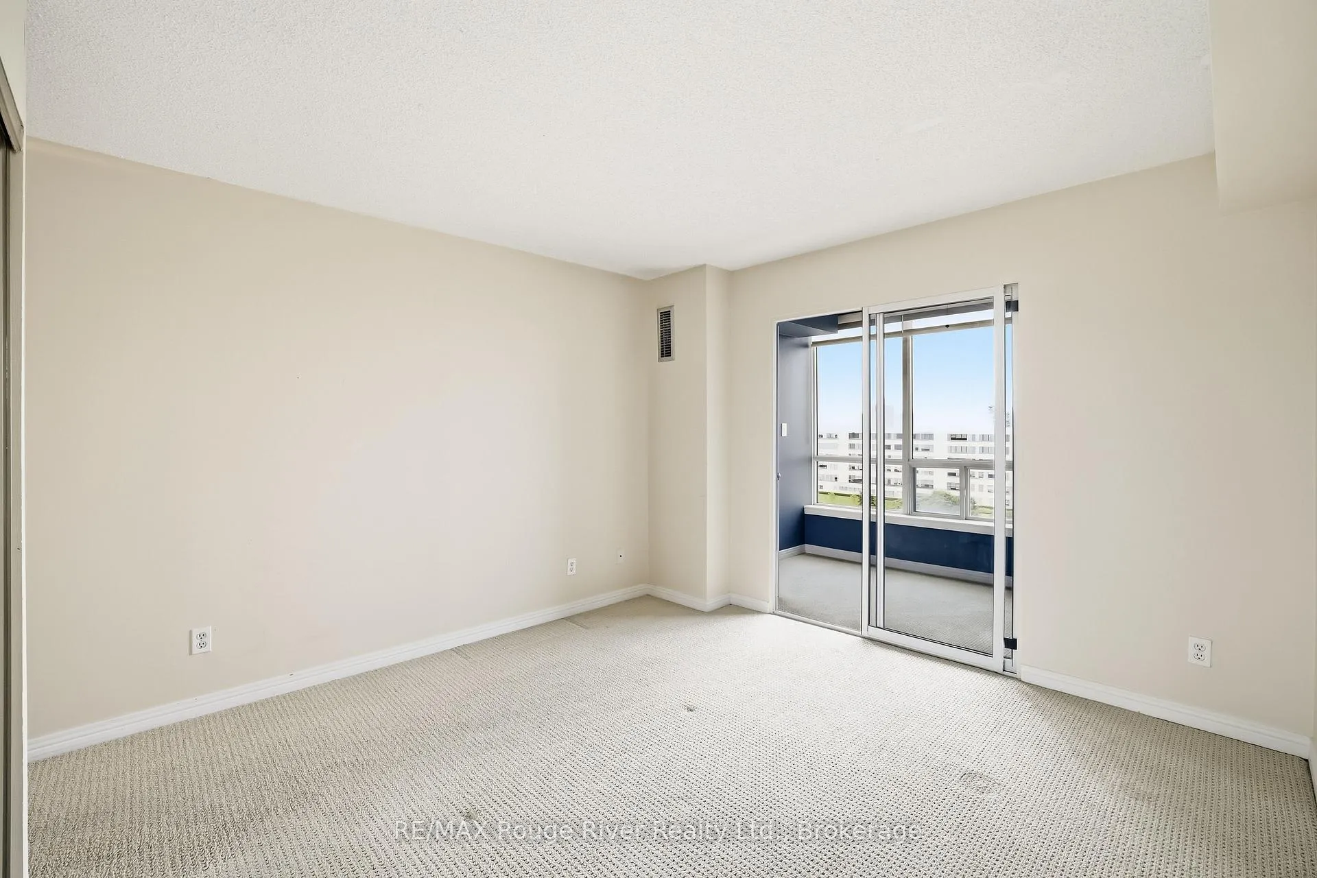 Photo 26 of Unit 1107, 711 Rossland Rd E, Whitby, Pringle Creek — HOMEH