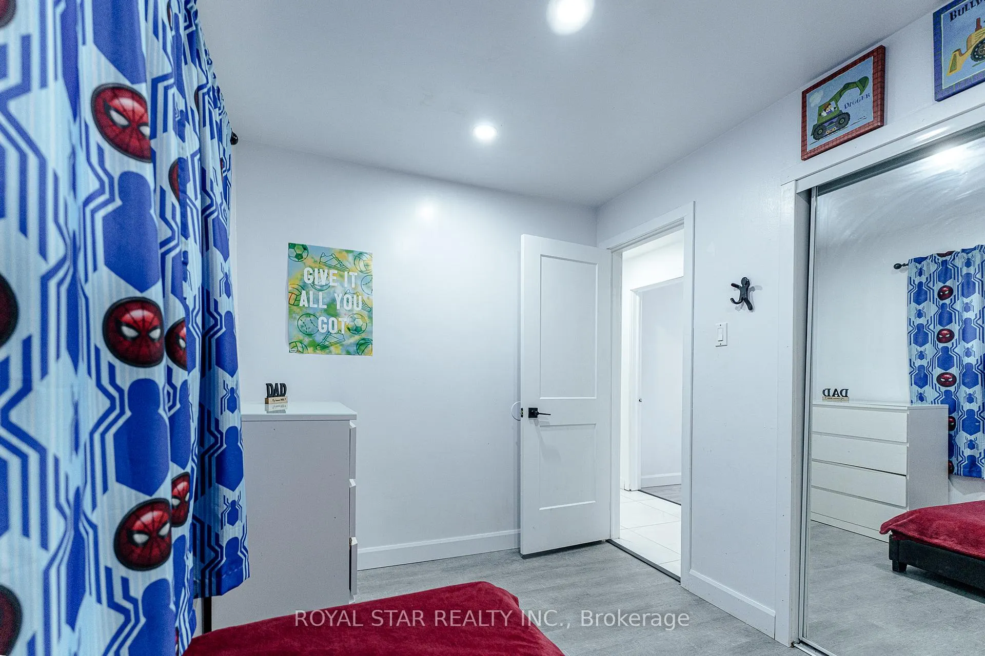 Photo 24 of 6540 Twenty Road E, Hamilton, Rural Glanbrook — HOMEH