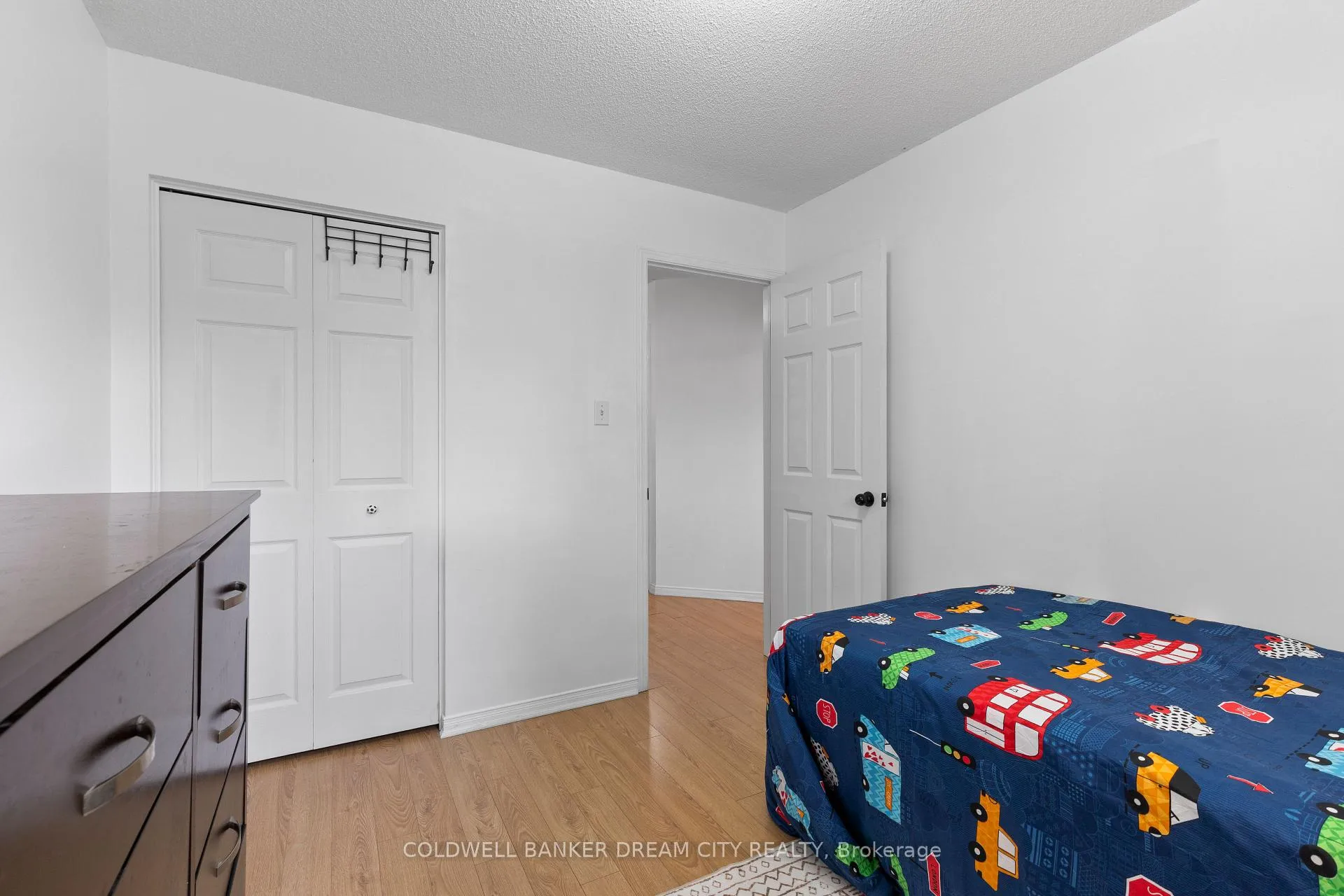 Photo 29 of 534 Blackwater Place, London, North C — HOMEH