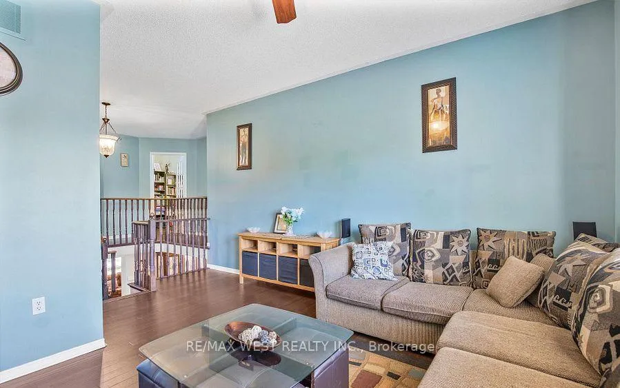 Photo 11 of 56 Lockheed Crescent, Brampton, Fletcher's Meadow — HOMEH